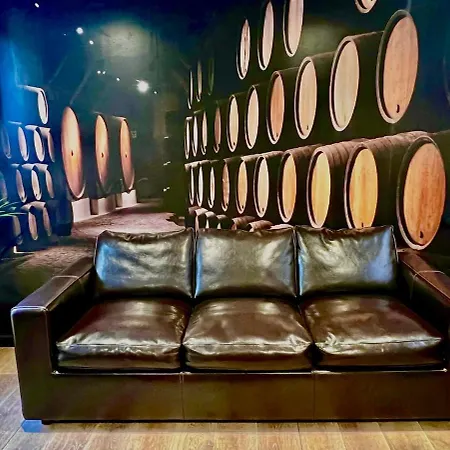 L'insolite, Les Pieces Cachees 아파트