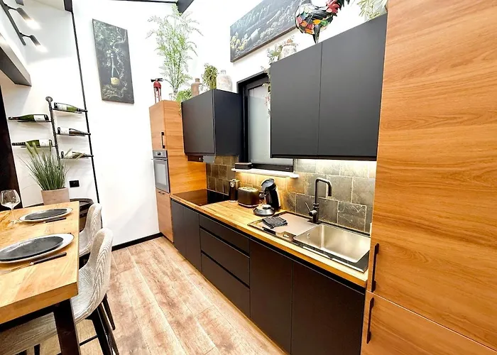 L'insolite, Les Pieces Cachees Apartment *