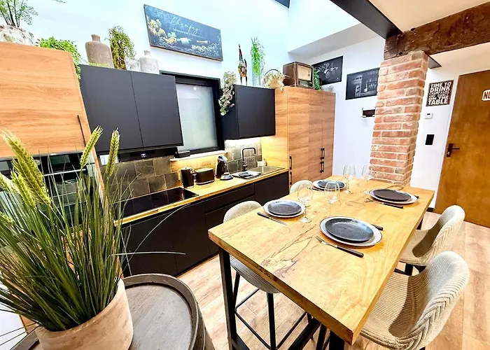 L'insolite, Les Pieces Cachees